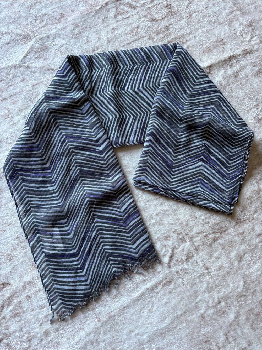 Thirty-One Gifts Avenue Scarf in Zig Zag Zoom